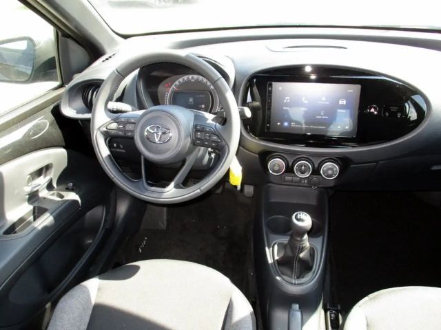 Toyota Aygo X Play X-play