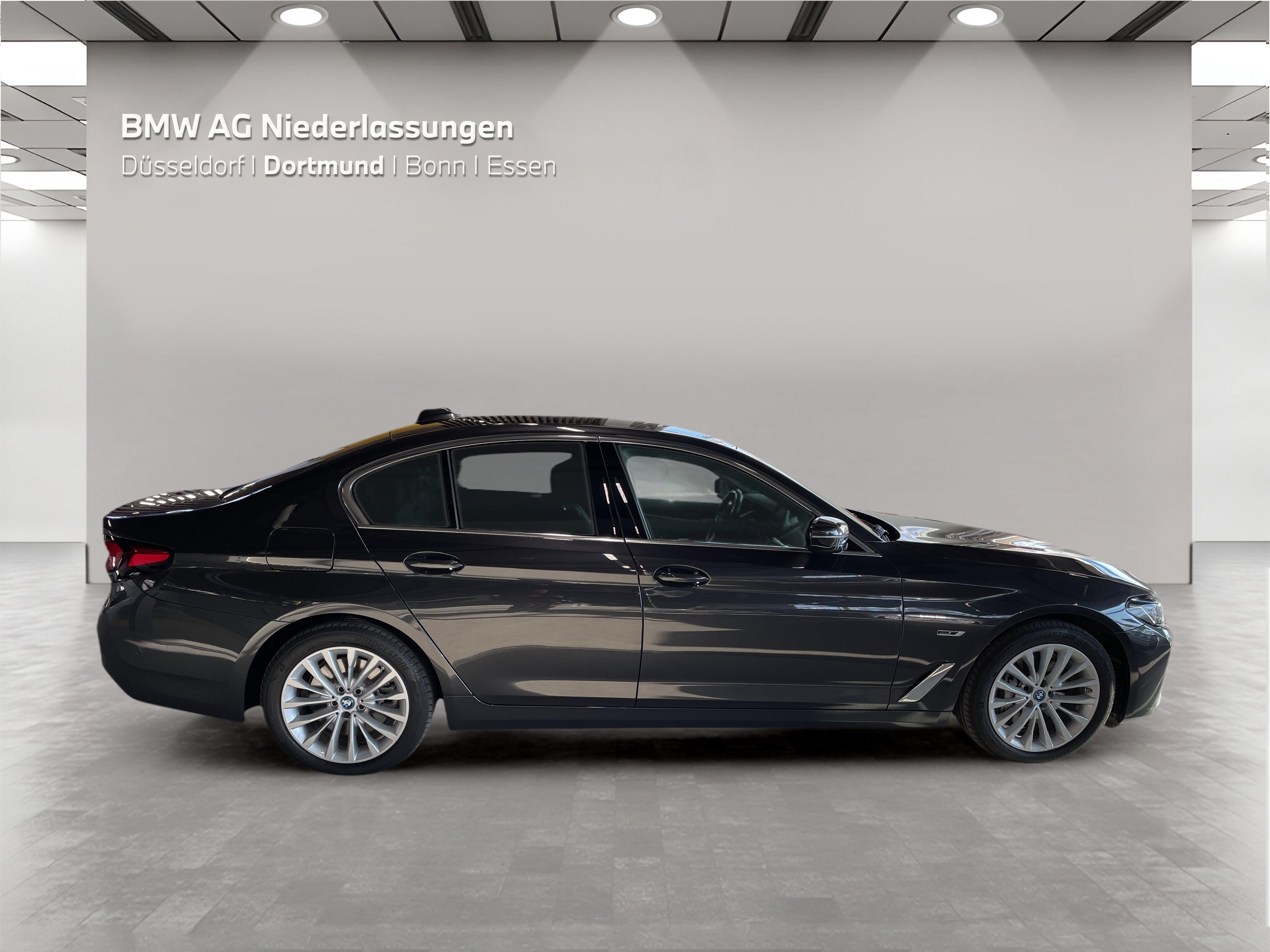 BMW 545 545e Sedan xDrive