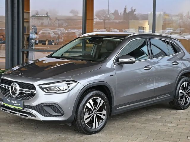 Mercedes-Benz GLA 250 GLA 250 e