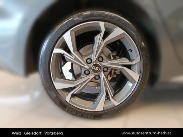 Audi A3 35 TFSI S-Line S-Tronic Sedan