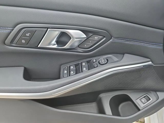 BMW 320 320i M-Sport Touring