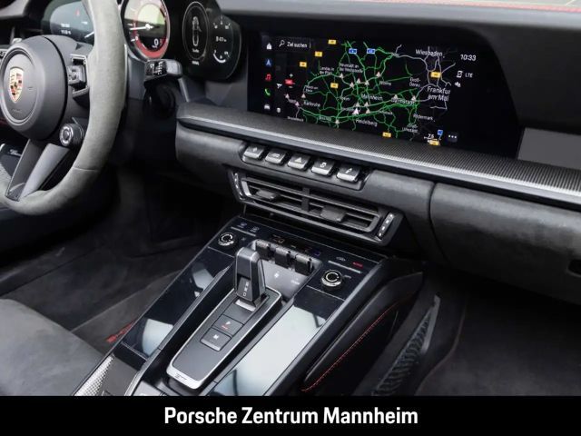 Porsche 992 4 Coupé GTS Targa