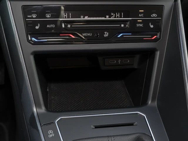 Volkswagen Polo 1.0 TSI DSG Style