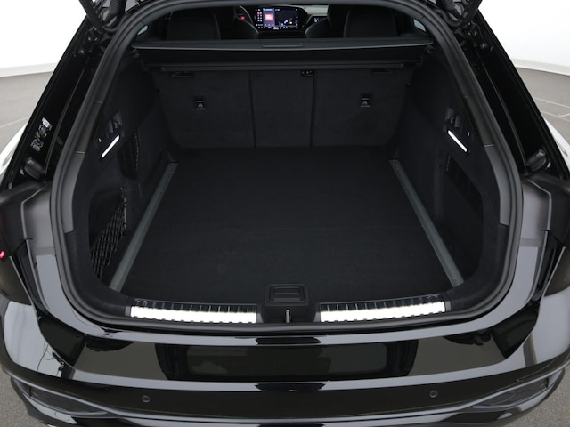 Audi A6 Avant Quattro S-Tronic