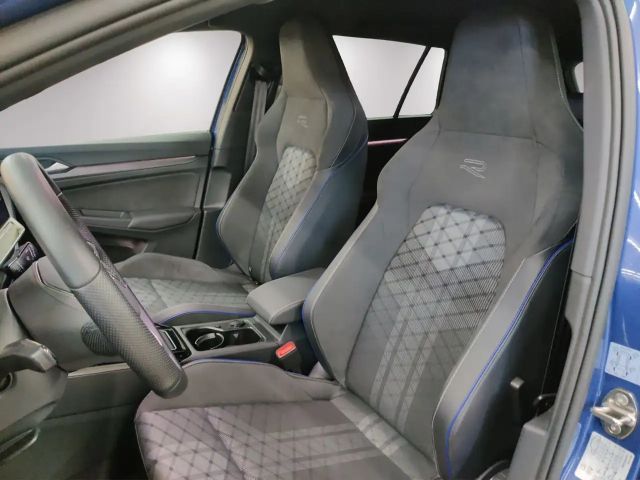 Volkswagen Golf 1.5 TSI R-Line Variant