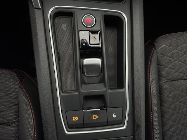 Seat Leon 2.0 TDI DSG FR-lijn Sportstourer