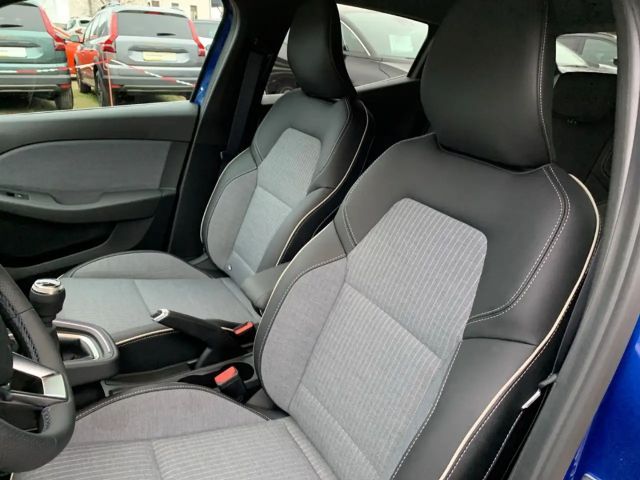 Renault Clio TCe 90 Techno