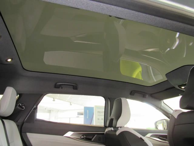 Renault Espace E-Tech Hybrid Iconic