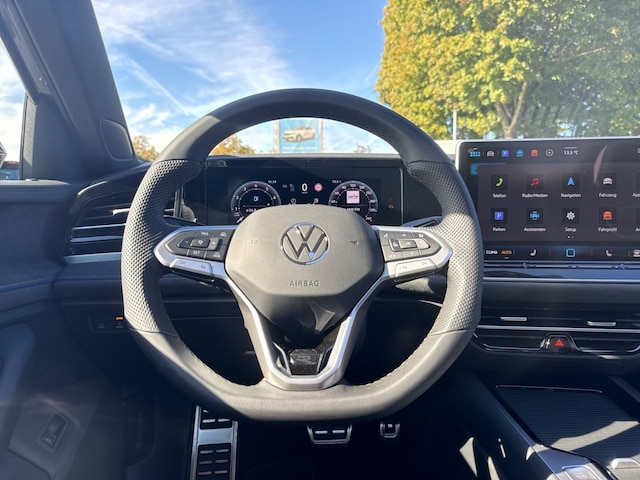 Volkswagen Passat 1.5 TSI DSG R-Line