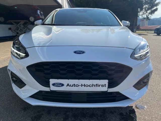 Ford Focus Limited ST Line