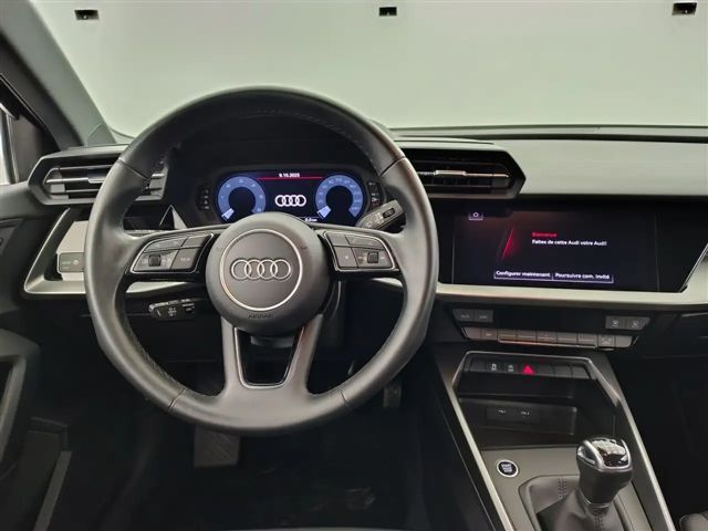 Audi A3 30 TDI Avant Sedan