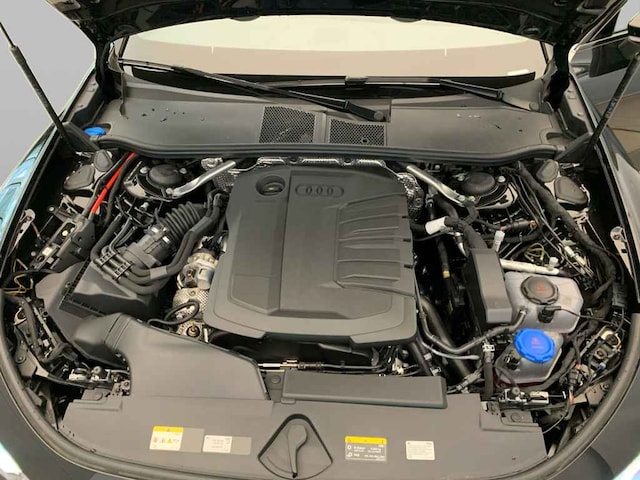 Audi A6 Avant Quattro S-Tronic