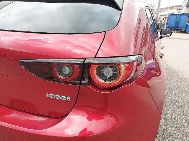 Mazda 3 Homura SkyActiv e-Skyactiv
