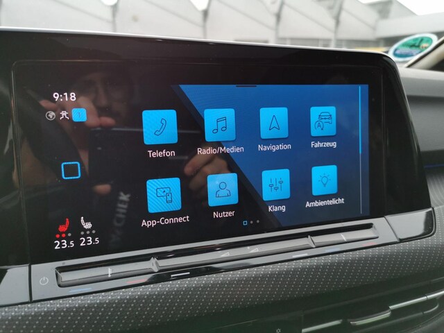 Volkswagen Golf 1.5 eTSI Variant