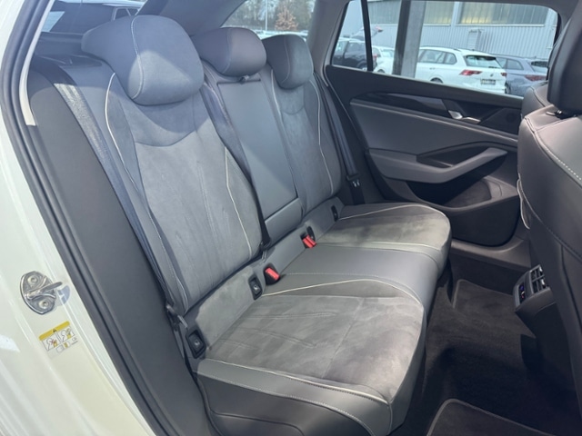 Volkswagen Passat 1.5 eTSI DSG IQ.Drive Variant