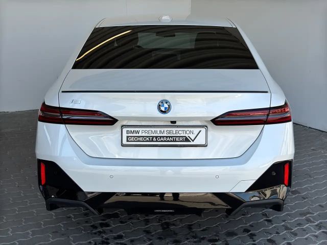 BMW i5 M-Sport Sedan eDrive40