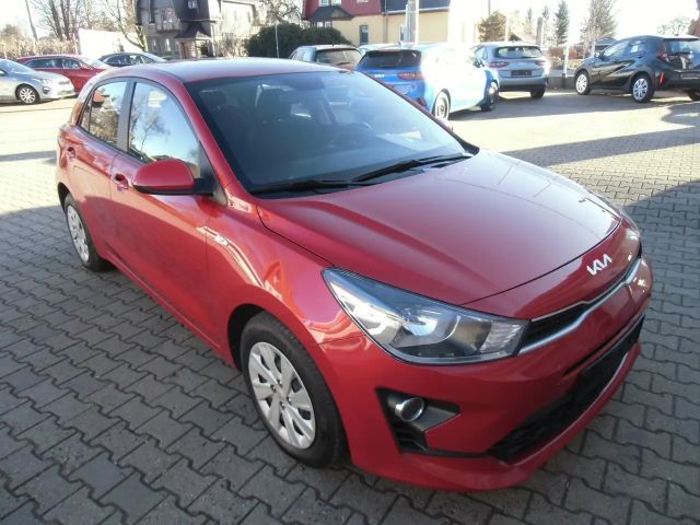 Kia Rio GDi