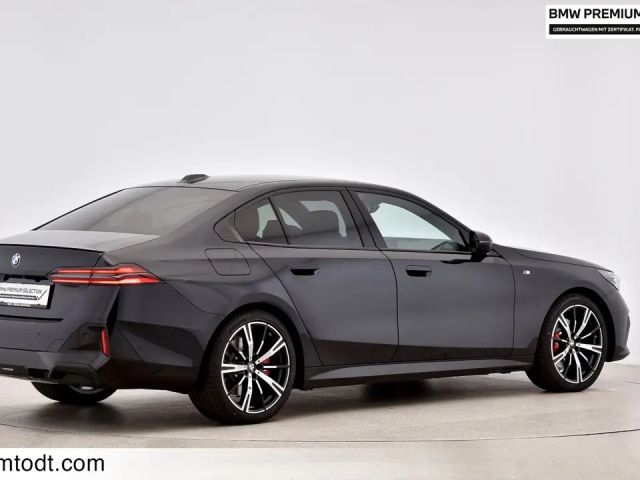 BMW 520 520d M-Sport Sedan xDrive