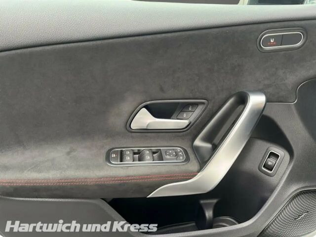 Mercedes-Benz A 35 AMG AMG Line