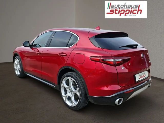 Alfa Romeo Stelvio Q4