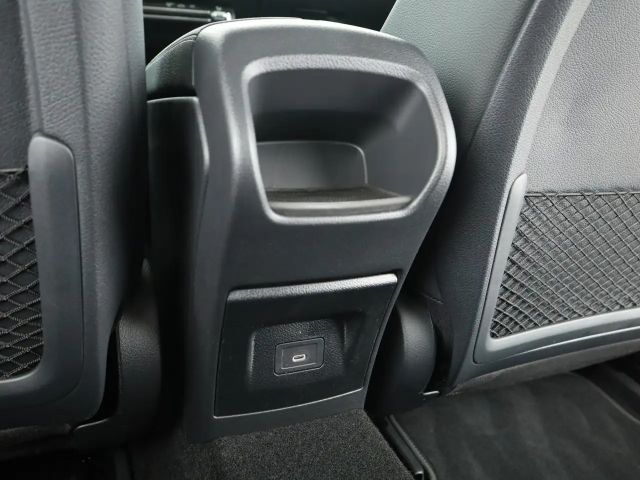 Mercedes-Benz A 200 Progressive