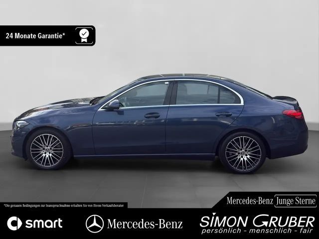 Mercedes-Benz C 200 AVANTGARDE C 200 d Sedan