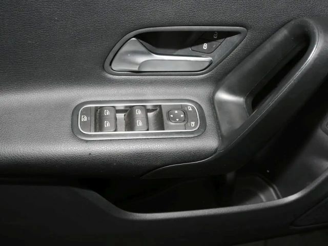 Mercedes-Benz CLA 250 CLA 250 e Coupé