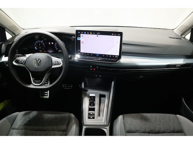 Volkswagen Golf 1.5 eTSI Golf VIII