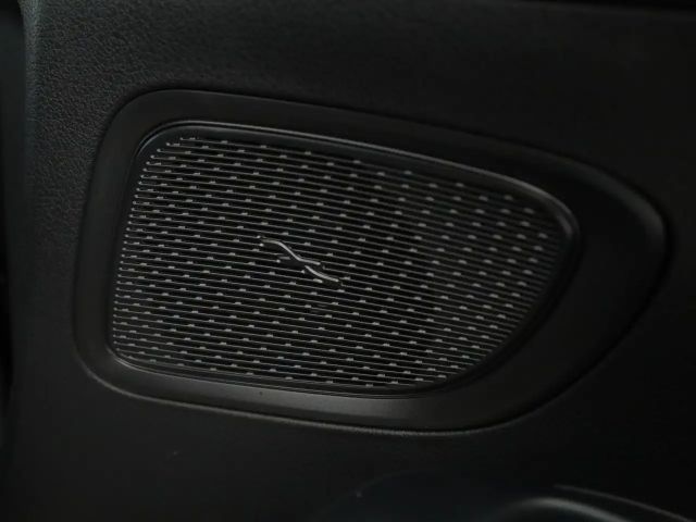 Mercedes-Benz C 180 AVANTGARDE Sedan