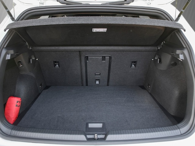 Volkswagen Golf 1.5 eTSI DSG Style