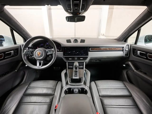 Porsche Cayenne E-Hybrid S Turbo