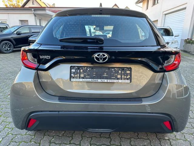 Toyota Yaris Comfort Hatchback