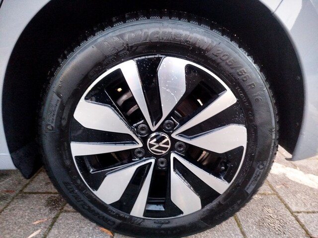 Volkswagen Golf 1.5 TSI Golf VIII