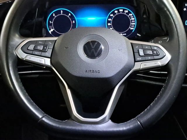 Volkswagen Golf 2.0 TDI DSG Golf VIII Style