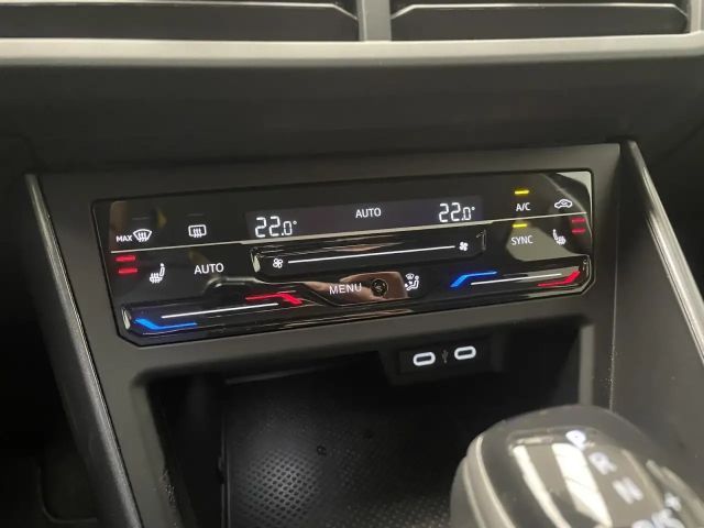 Volkswagen Taigo 1.0 TSI DSG Style