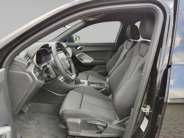 Audi Q3 35 TFSI S-Line