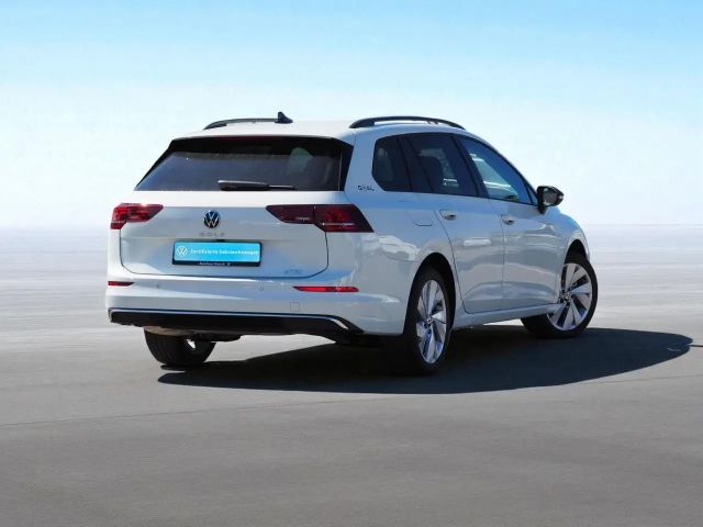 Volkswagen Golf 1.5 eTSI DSG Golf VIII Variant