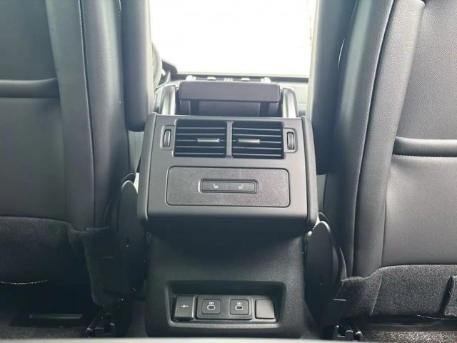 Land Rover Discovery Dynamic SE