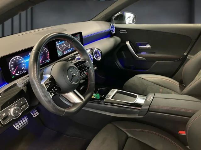 Mercedes-Benz A 200 AMG Line