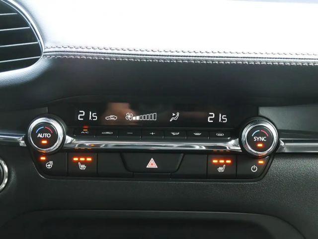 Mazda 3 2.5L SkyActiv e-Skyactiv