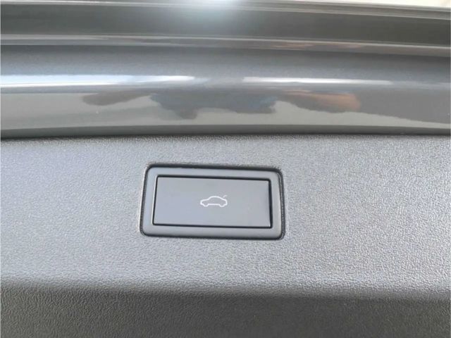 Volkswagen Tiguan 2.0 TDI DSG R-Line Style