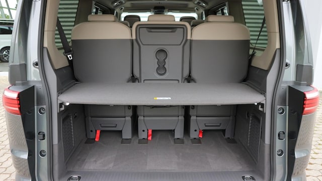 Volkswagen Multivan Multivan     StyleLÜ110TDI Aut