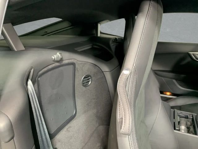 Jaguar F-Type Coupe P300