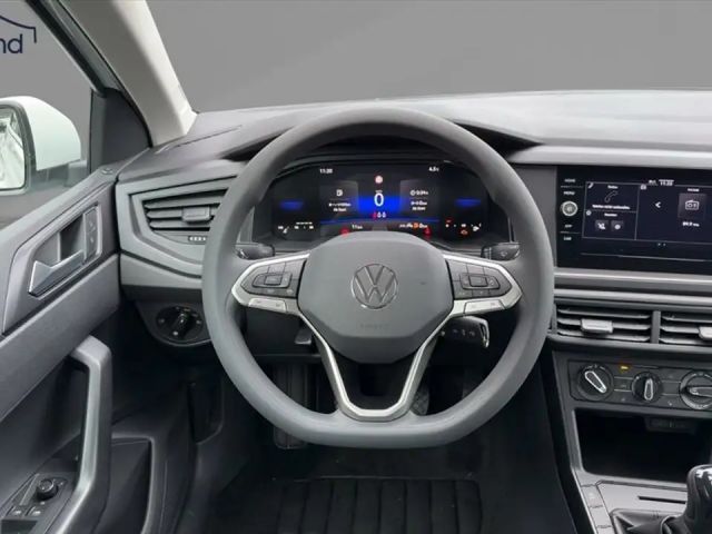 Volkswagen Polo VI 1,0 TSI Base LED KLIMA PDC