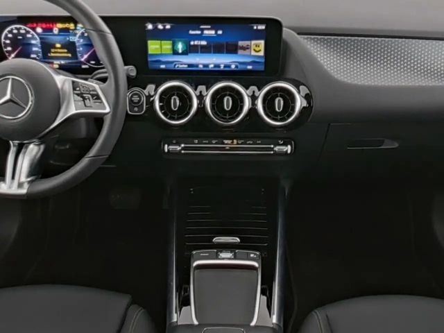 Mercedes-Benz B 200 Progressive