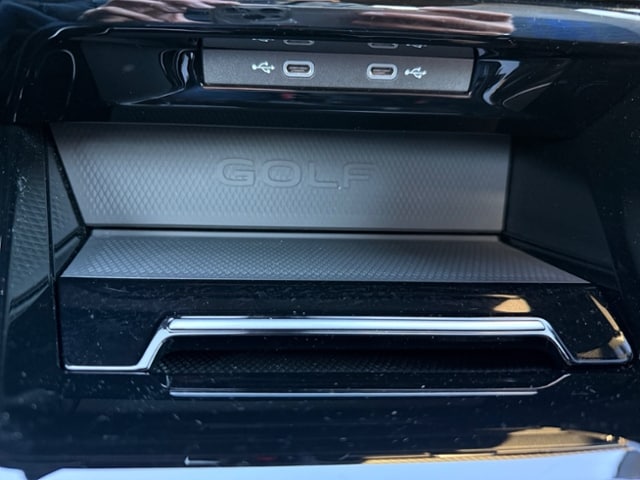 Volkswagen Golf 2.0 TSI Golf VIII