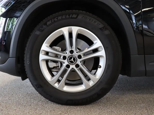 Mercedes-Benz GLA 180 GLA 180 d