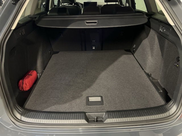 Volkswagen Golf 1.5 TSI Style Variant