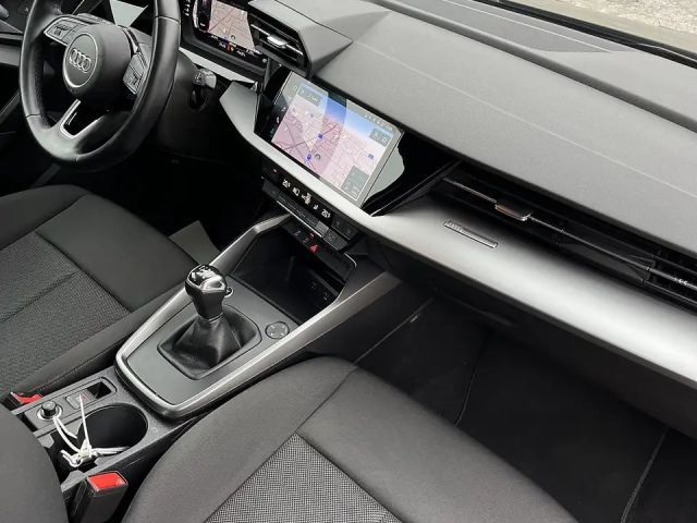 Audi A3 30 TDI Sedan