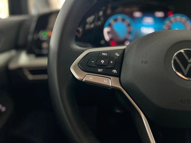 Volkswagen Golf 2.0 TDI Golf VIII Life Variant